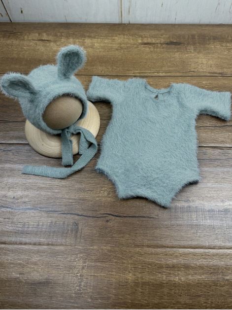 Newborn Baby Photography Outfit, Soft Mink Velvet Bunny Ear Hat And Romper Set for boys and girls