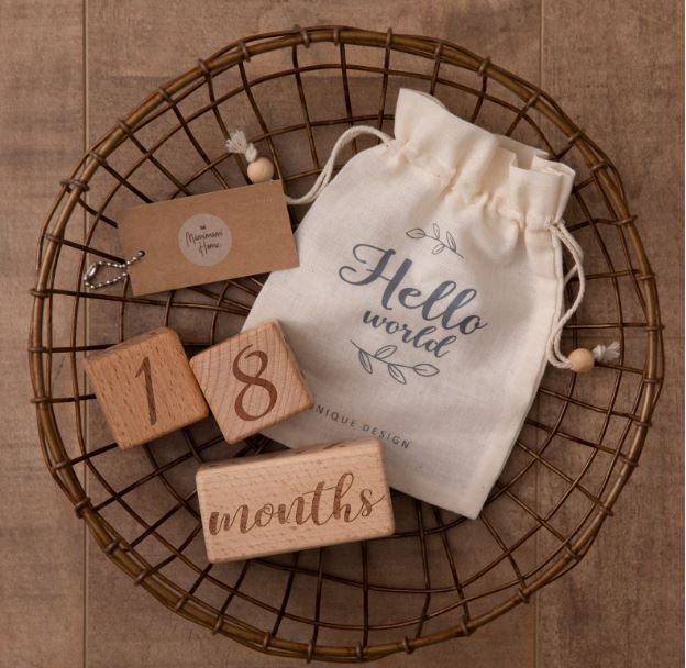 Newborn Baby Milestone Blocks, Safe Wooden Growing Baby Age Blocks, Memory & Shower Gift, 0-12 Months, 8cm X 4cm