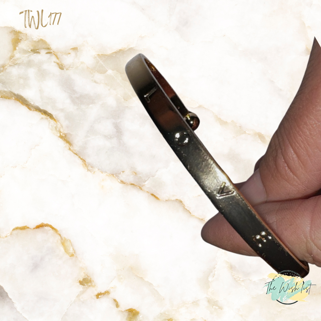 Solid Letter detail Love Bracelet For Women