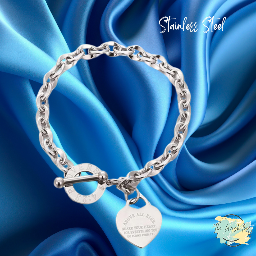 Classic Heart Engraved Toggle Clasp Chain Bracelet -Titanium Steel