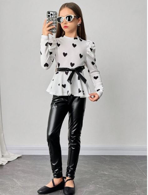 Elegant Heart Pattern Fashionable Knitted Round Neck Long Top & Belt With Ruffle Hem And PU Legging 2pcs Set