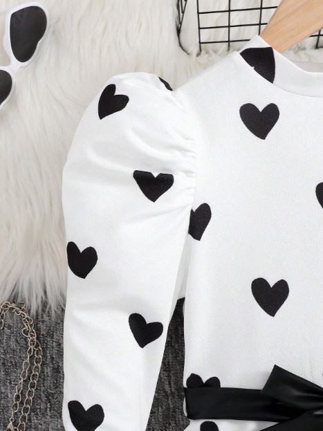 Elegant Heart Pattern Fashionable Knitted Round Neck Long Top & Belt With Ruffle Hem And PU Legging 2pcs Set