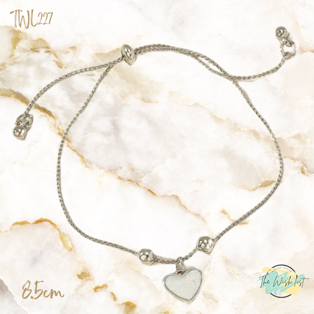 Delicate White Heart Shaped Chain Bracelet - One size