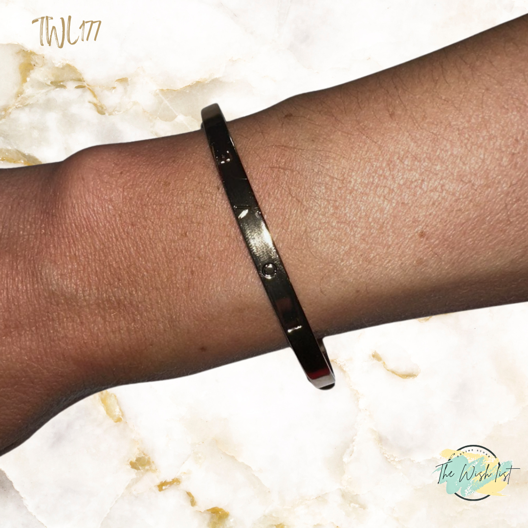 Solid Letter detail Love Bracelet For Women
