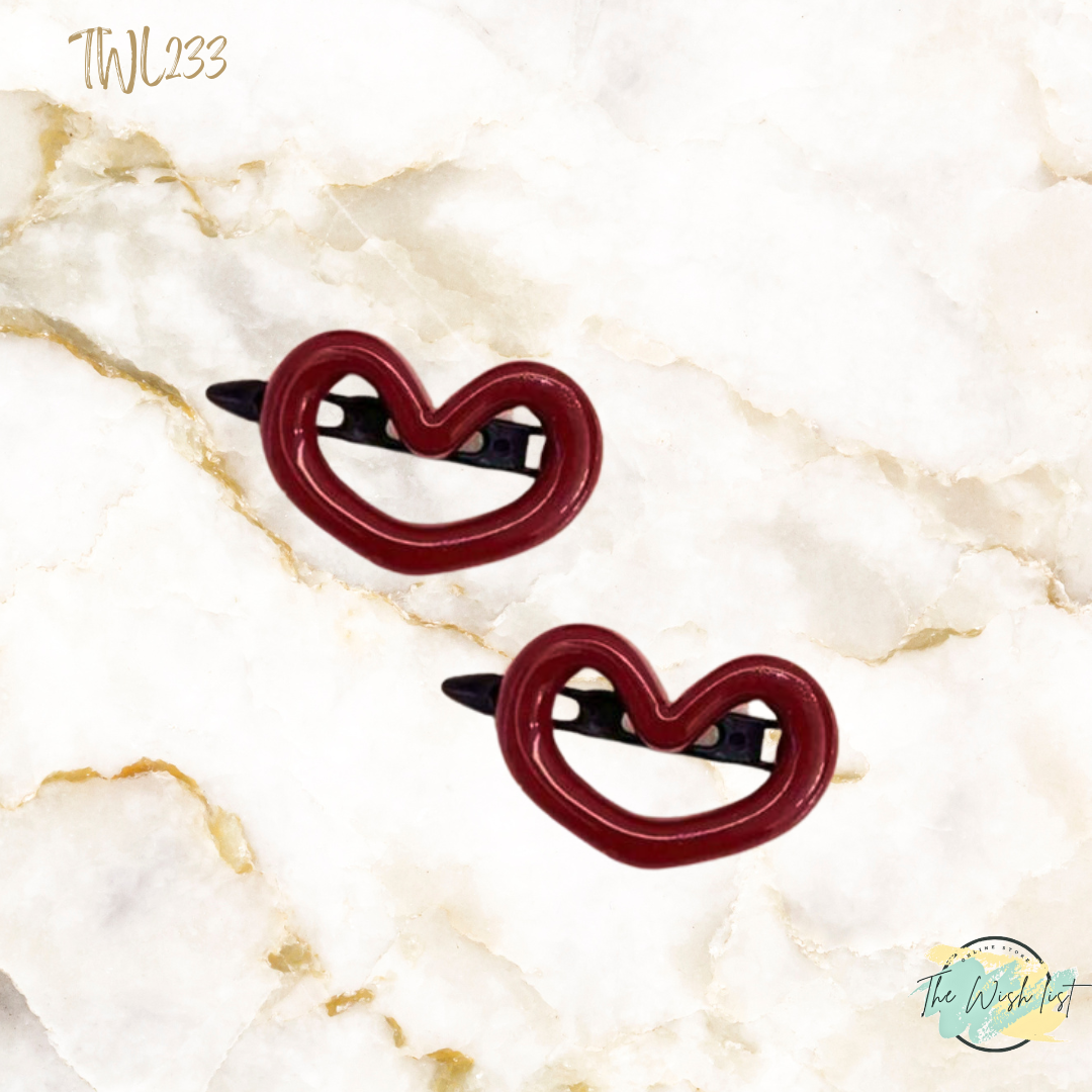 2Pce Plastic Heart shape hair clips for everyday use