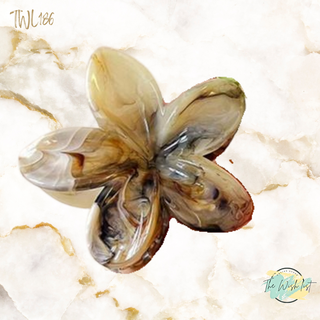 Oversize Flower design plastic hair claw