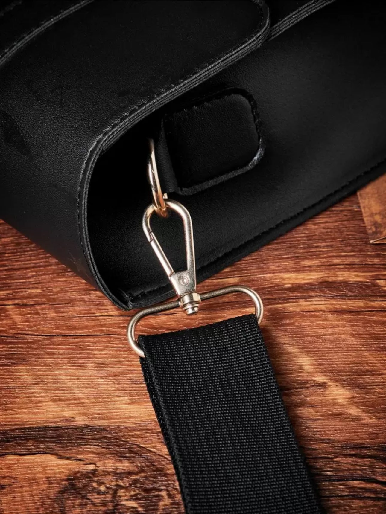 HARRY POTTER Harry Potter Hogwarts Graphic Buckle Decor Flap Square Bag