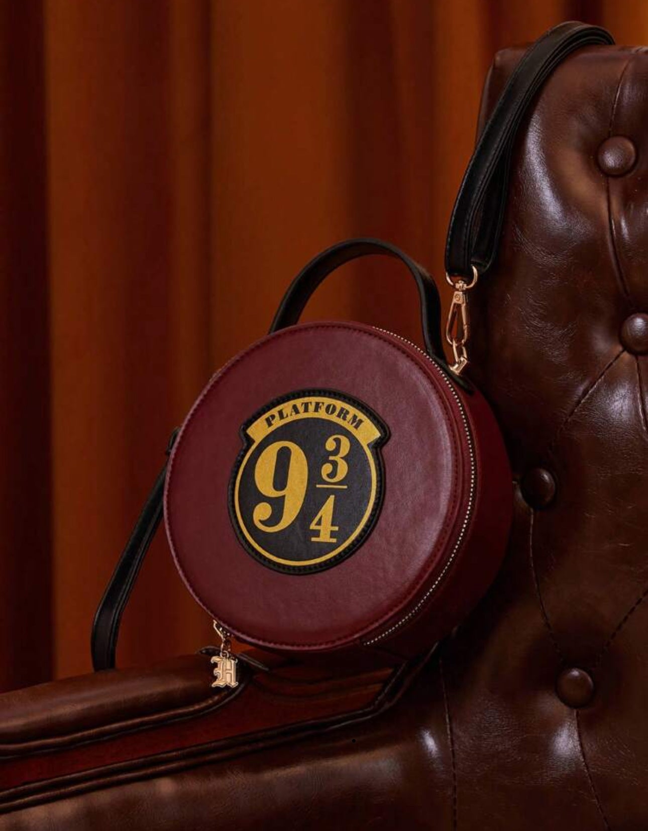 HARRY POTTER Hogwarts Express Platform9 3/4 Alphanumeric Printed Round Crossbody Bag For Women, Fashionable Burgundy Bag