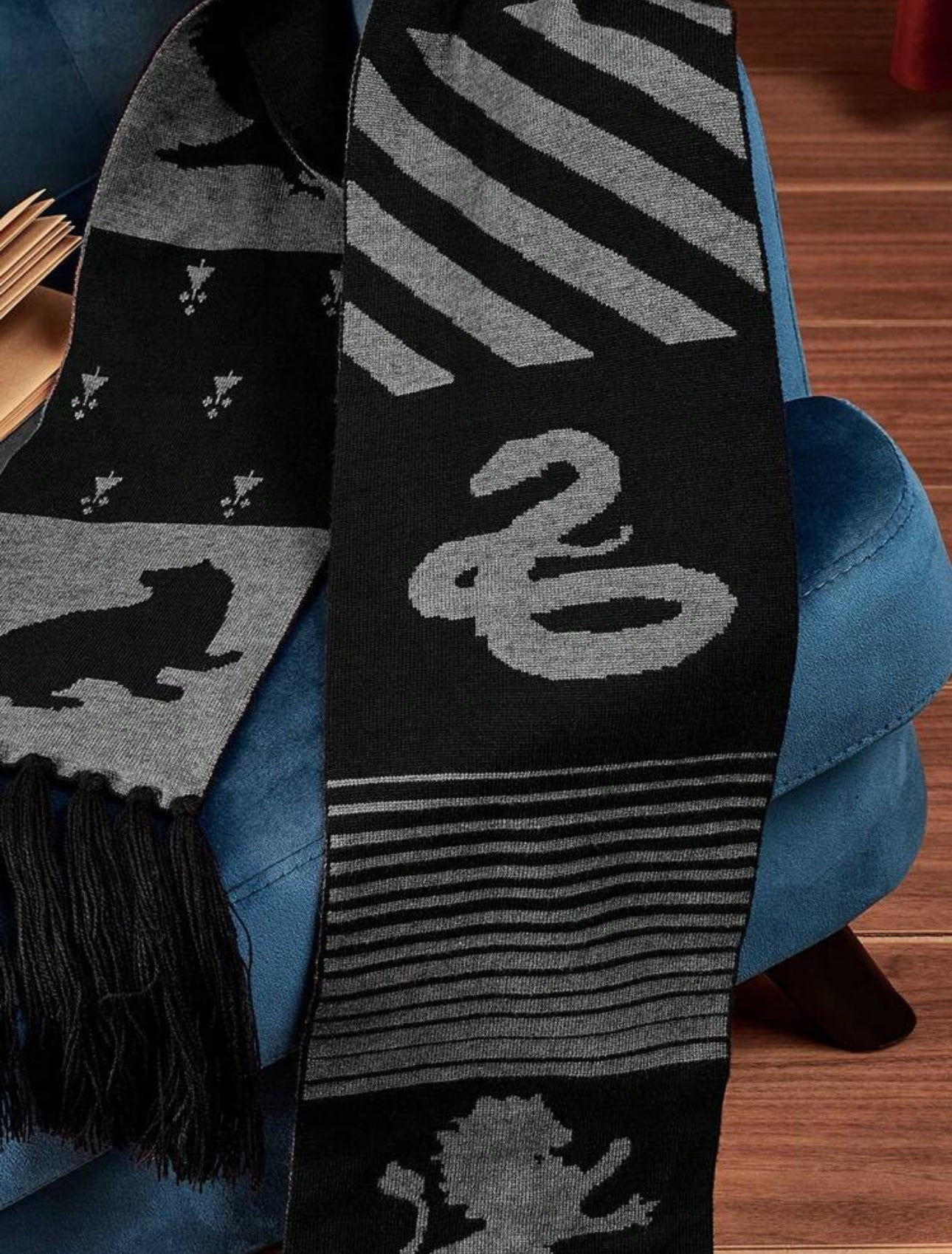 HARRY POTTER Hogwarts Pattern Black Long Scarf, Comfortable And Soft For Everyday Use