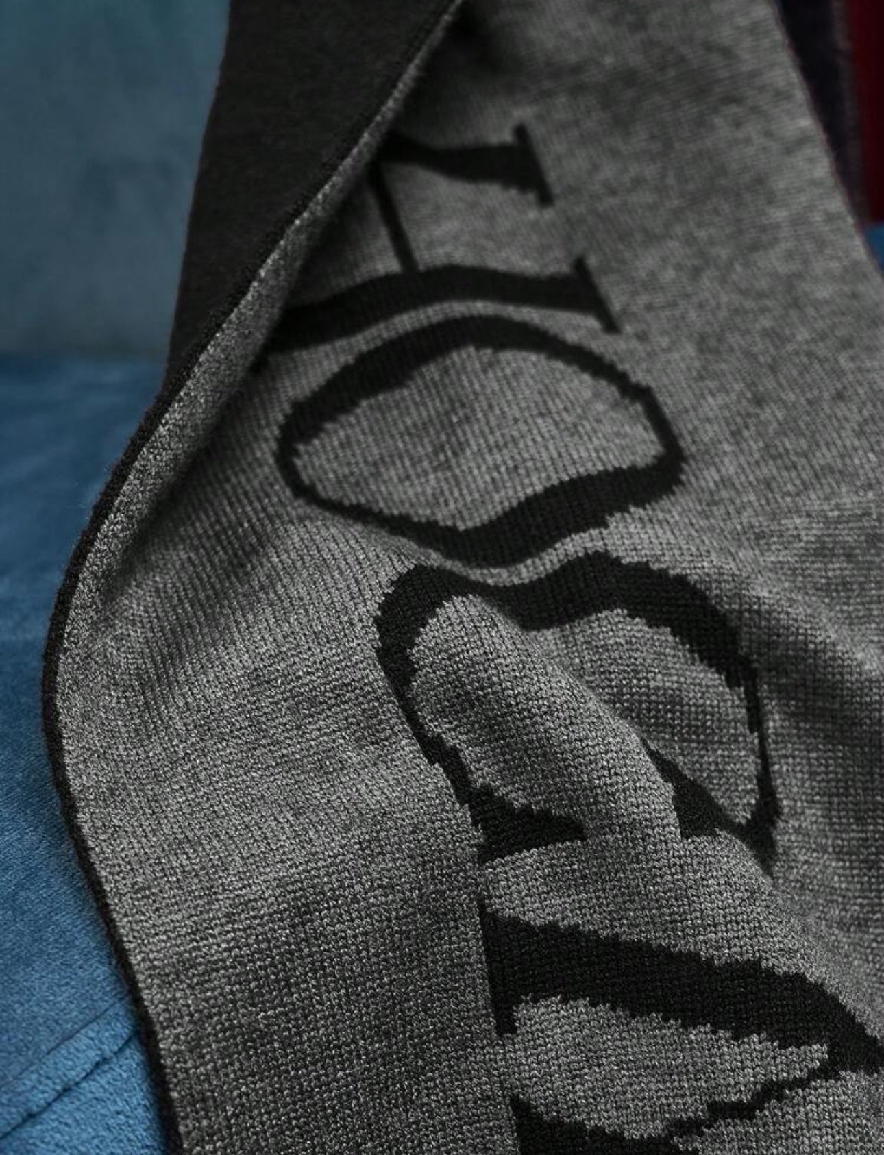 HARRY POTTER Hogwarts Pattern Black Long Scarf, Comfortable And Soft For Everyday Use
