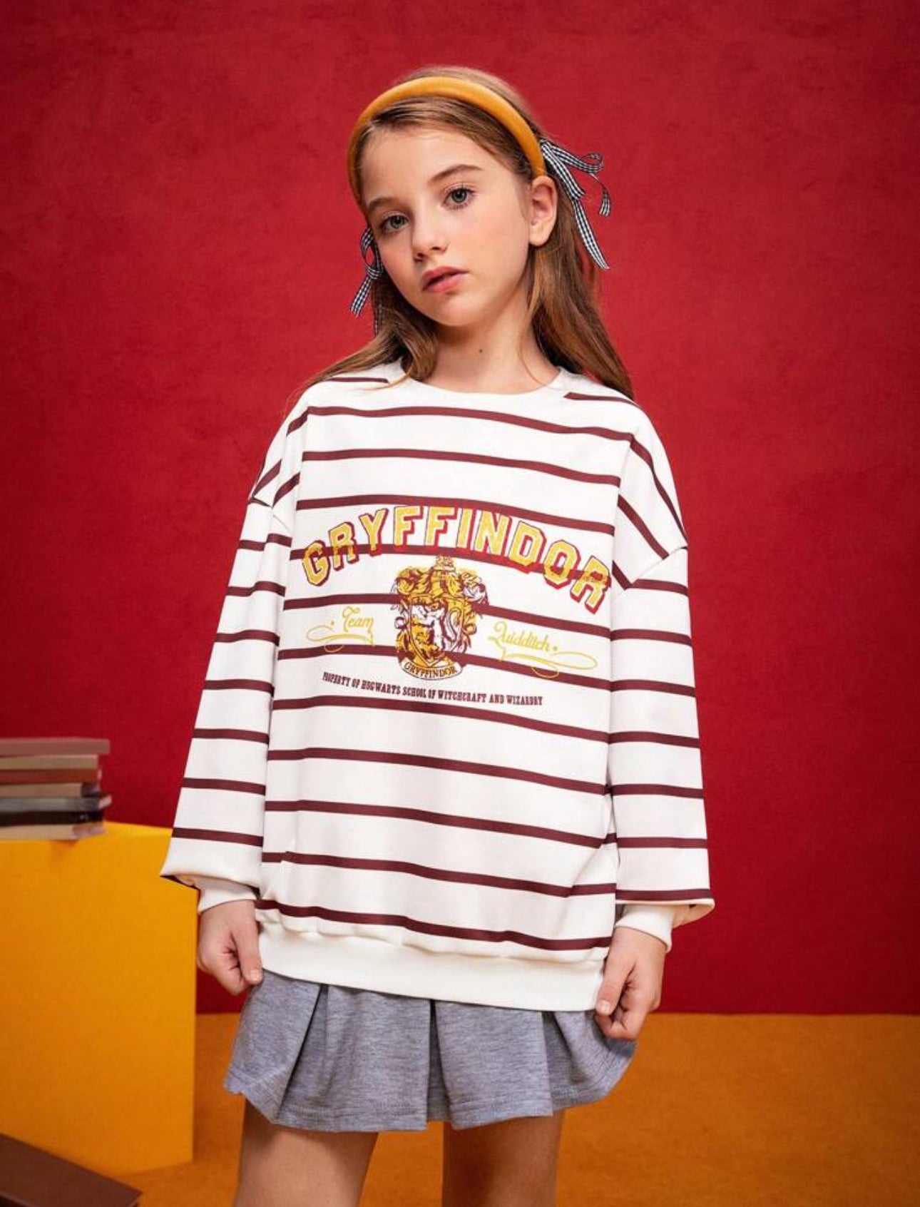 HARRY POTTER Tween Girl Retro Sports College Casual Gryffindor House Badge And Stripe Pattern White Dropped Shoulder Loose Sweatshirt
