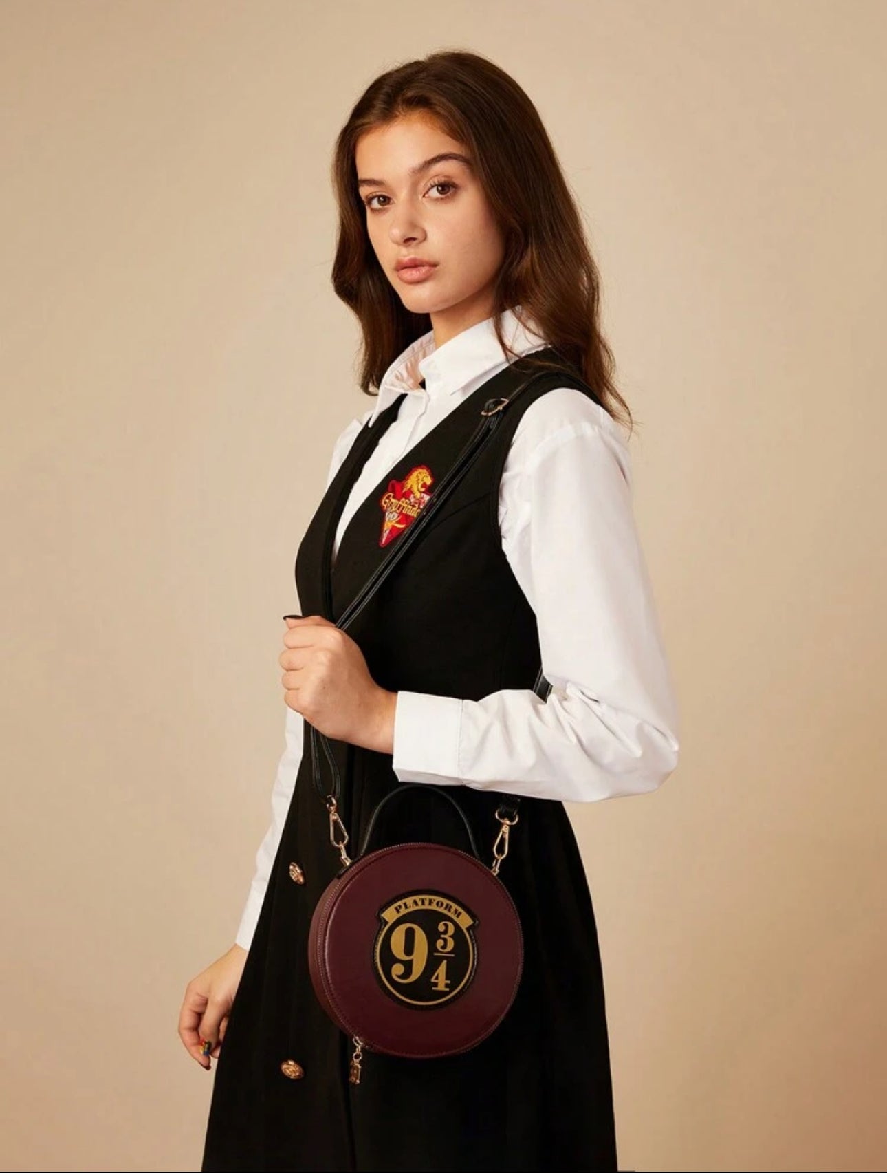 HARRY POTTER Hogwarts Express Platform9 3/4 Alphanumeric Printed Round Crossbody Bag For Women, Fashionable Burgundy Bag