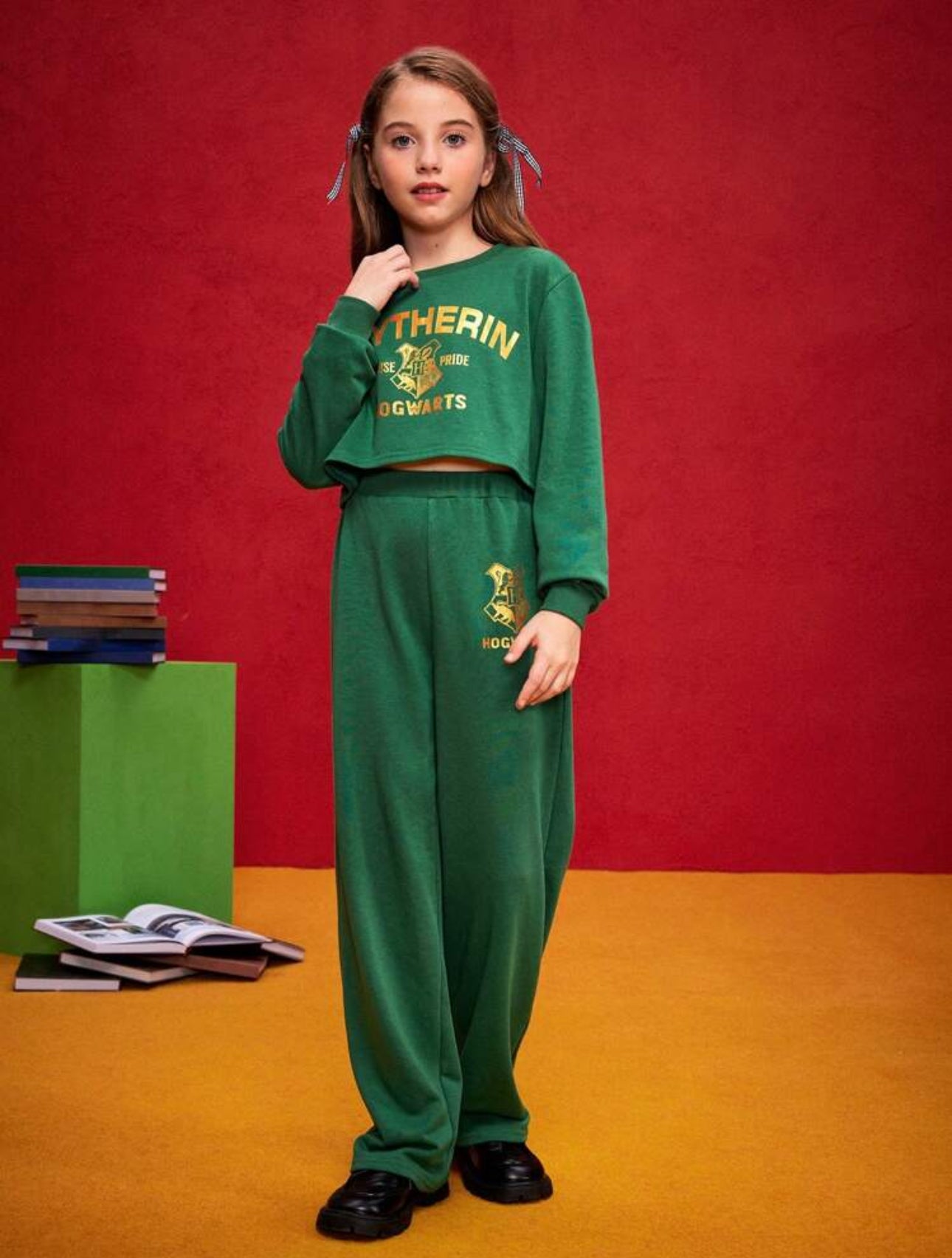 HARRY POTTER Tween Girls Y2K Sports College Style Casual Green Hogwarts Slytherine Houses Gold Foil Graphic Cropped Sweatshirt And Loose Pants 2pcs Set,For Fall And Winter