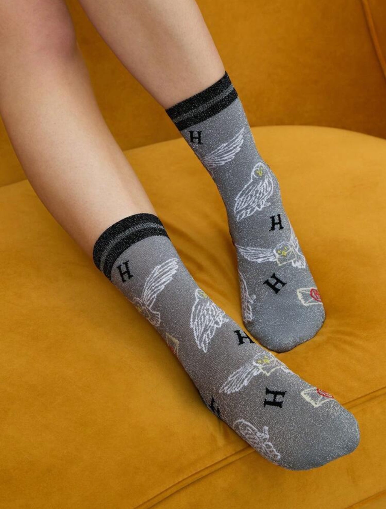 HARRY POTTER Women's 2 Pairs Hedwig Pattern Silver Lurex Mid-Calf Socks