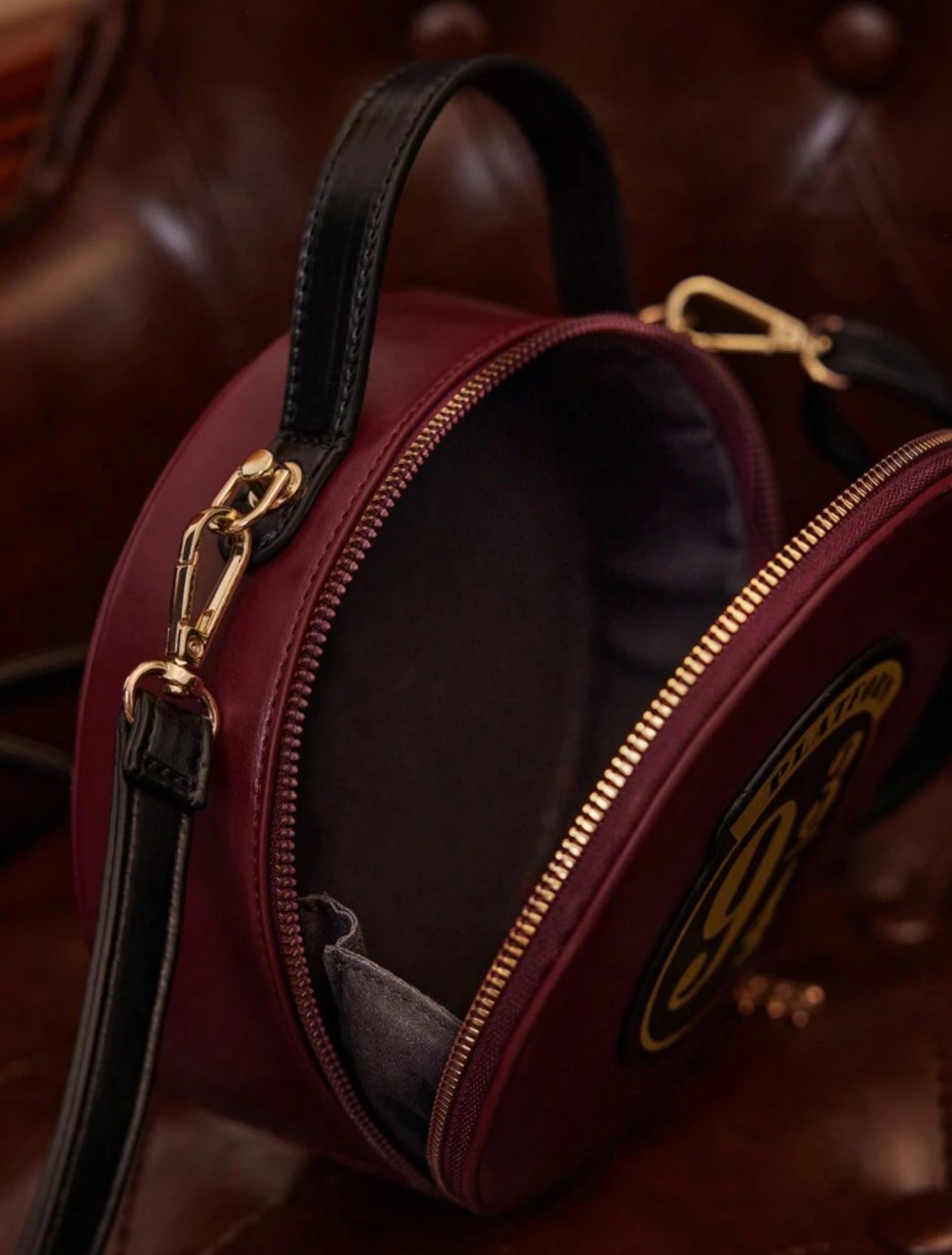 HARRY POTTER Hogwarts Express Platform9 3/4 Alphanumeric Printed Round Crossbody Bag For Women, Fashionable Burgundy Bag