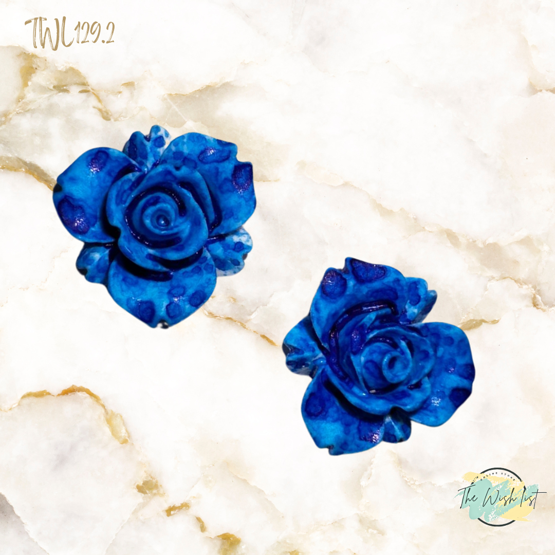 Women's Fashionable, Random Flower Shaped Polyresin - Effect Earrings