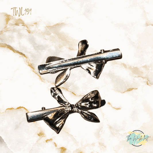 Elegant Silver Tone Bow hair clip with alligator clip