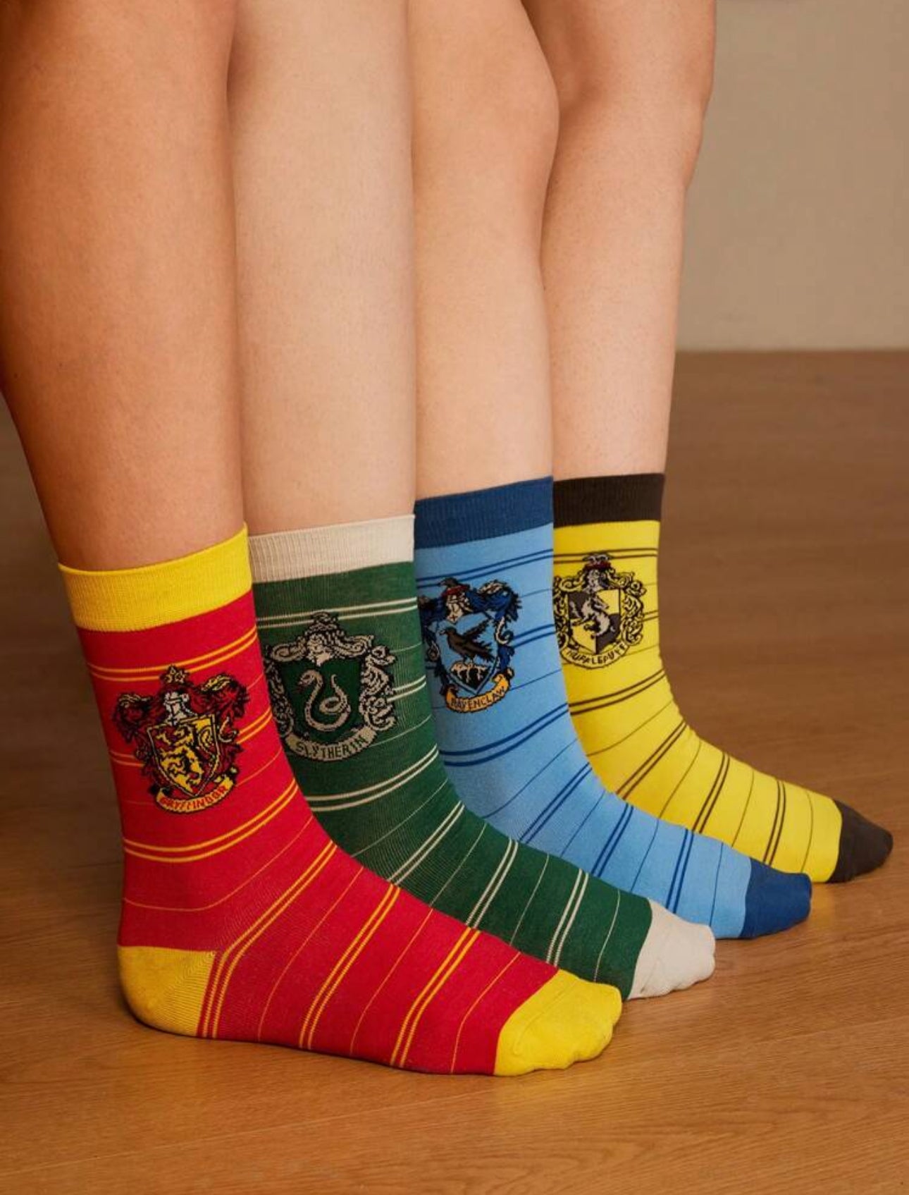 HARRY POTTER 4 Houses Women Badge And Stripe Pattern Color Block Mid-Calf Socks, Pack Of 4